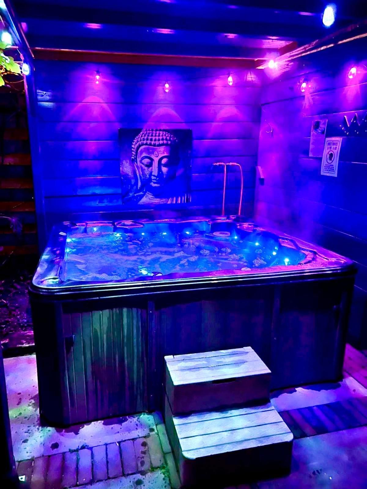 Buddha Style Family House & Jacuzzi & Sauna Near Amsterdam Vijfhuizen Luaran gambar